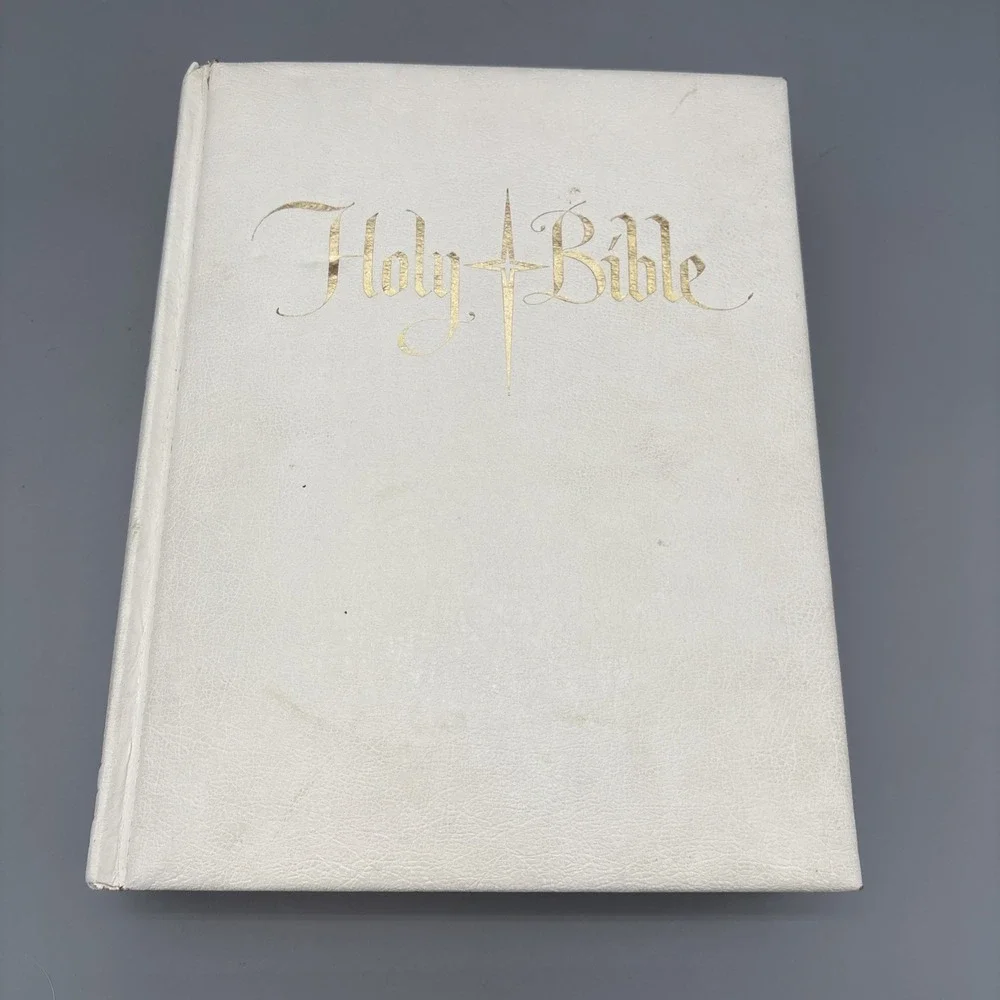 1963 The Holy Bible With The Confraternity Text Catholic Version White